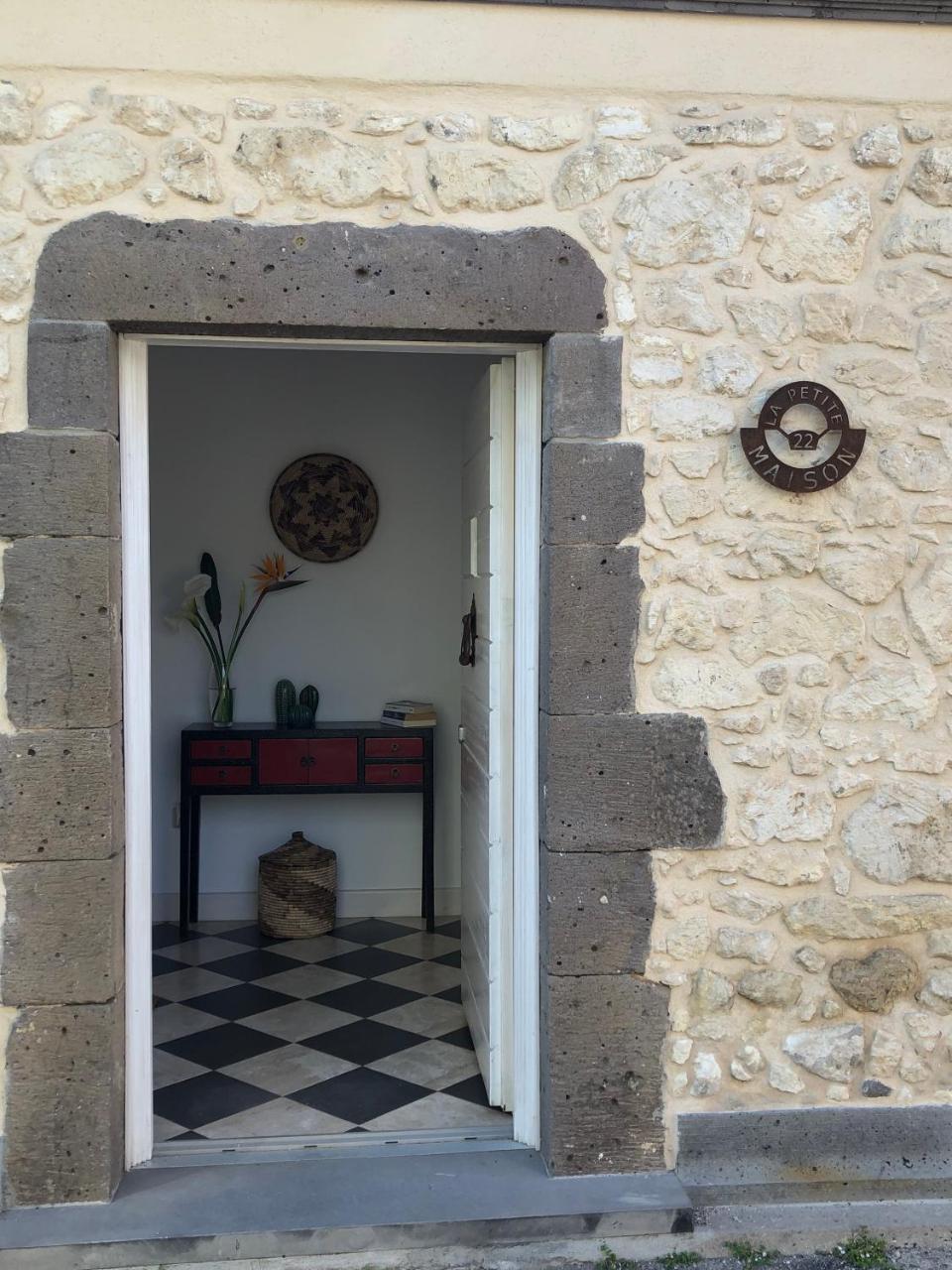 La Petite Maison Tresnuraghes Exterior photo